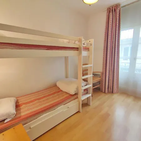 Zenitude, T3, Centre Luchon, Wifi, Casier A Skis, Ascenseur, 6 Personnes Apartment Bagneres-de-Luchon